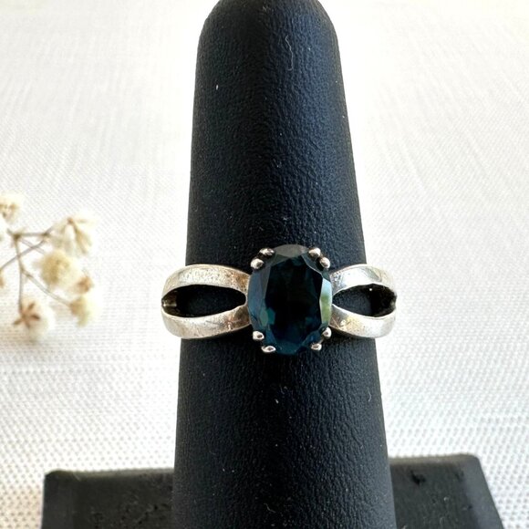 London Blue Topaz Ring, Sterling Silver Split Shank 925 CV Marked Band, Oval 8mm - Picture 16 of 16